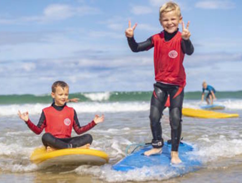 Cours de surf pour enfants
