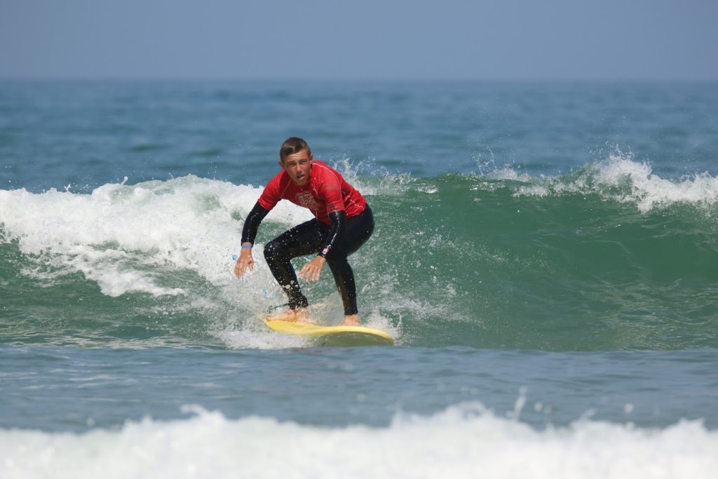 Cours de surf débutant à Hossegor